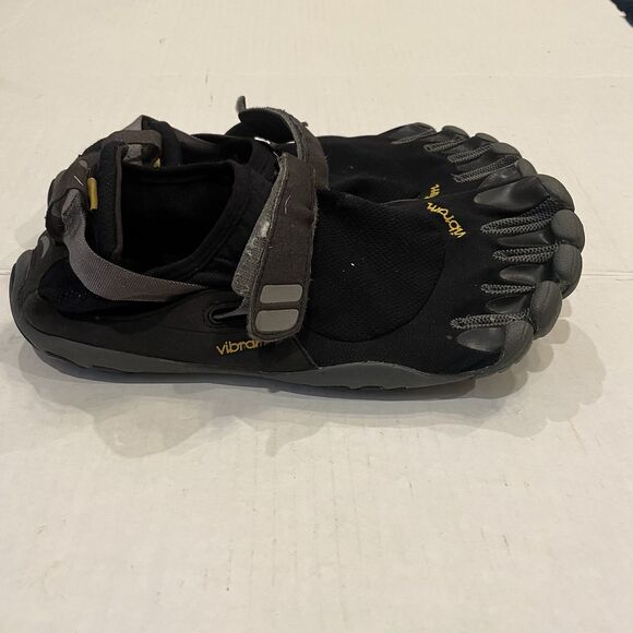 Vibram FiveFingers Treksport Mens Black Gray Barefoot Running Shoes M4485 EU 47 - Picture 3 of 12